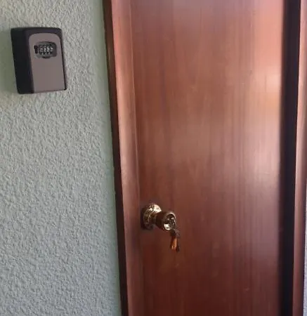 Benavente Ap-7 3min Coche Playa 5 Min Self Check-in 24h Bed & Breakfast *